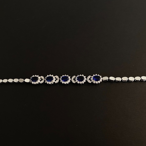 Blue Rhinestone Bracelet - Picture 2 of 5
